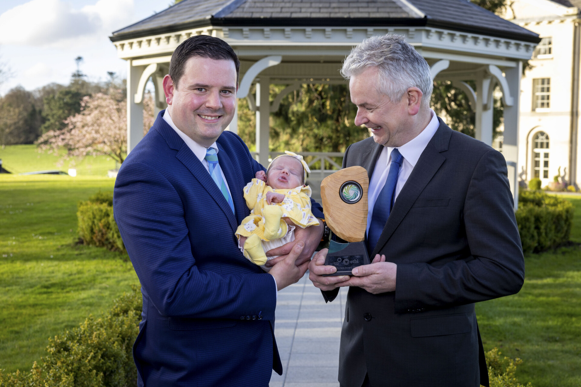 ETBI General Secretary Paddy Lavelle presents ETB Hero Award to John Lavin and baby Fiadh. 