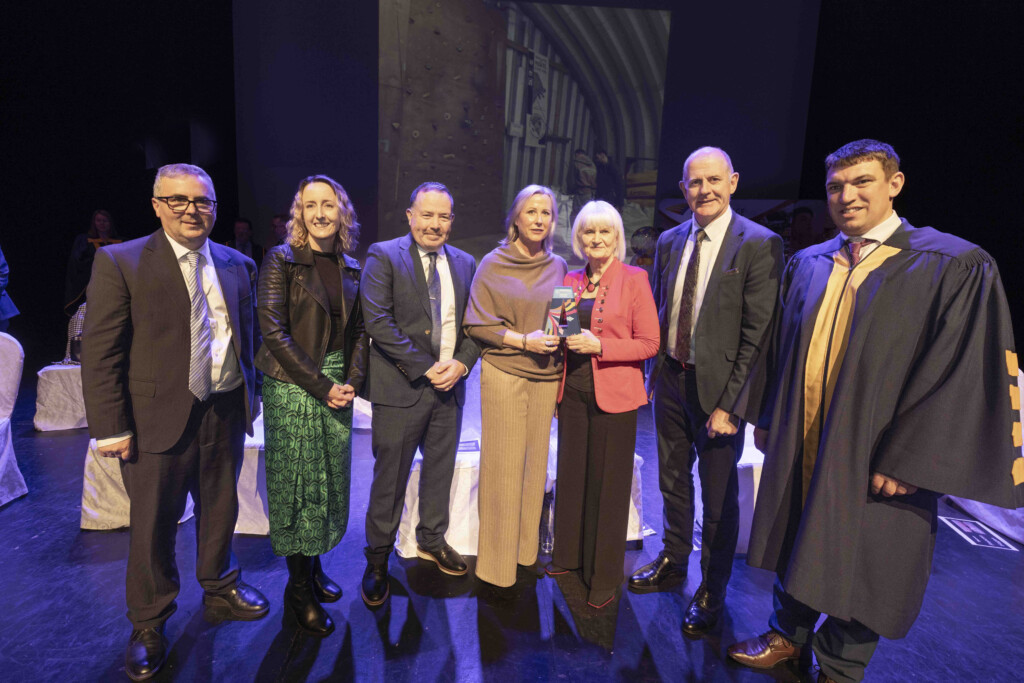 Peter Egan, Director of Further Education and Training, MSLETB, Jessica Martin, National Programme Manager, Brendan Geraghty, Instructor, Sales Apprenticeship, Sinead Graham, Sales Apprentice, Minister of State at the Department of Further and Higher Education, Research, Innovation and Science, Marian Harkin, Tom Grady, Chief Executive, MSLETB and Michael Murphy, Principal of Mayo College of FET